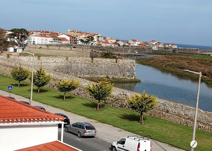 Casa Olhos De Mar - 7 Min Pe * Peniche