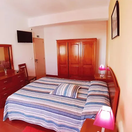 Casa Olhos De Mar - 7 Min Pe Apartment Peniche